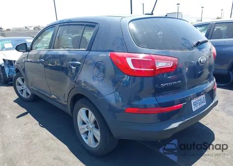 2013 Kia Sportage Lx z USA, uszkodzony, nr VIN KNDPBCA21D7441725